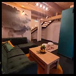 Chalet Chwilo Trwaj Dom Z Jacuzzi, Sauna I Kominkiem Z Widokiem Na Gory Pilsko