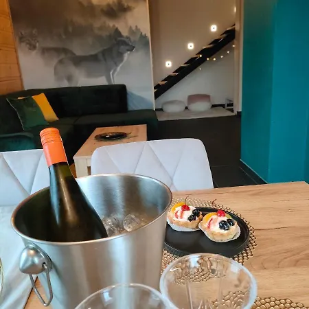 Chwilo Trwaj Dom Z Jacuzzi, Sauna I Kominkiem Z Widokiem Na Gory Pilsko Chalet Korbielow