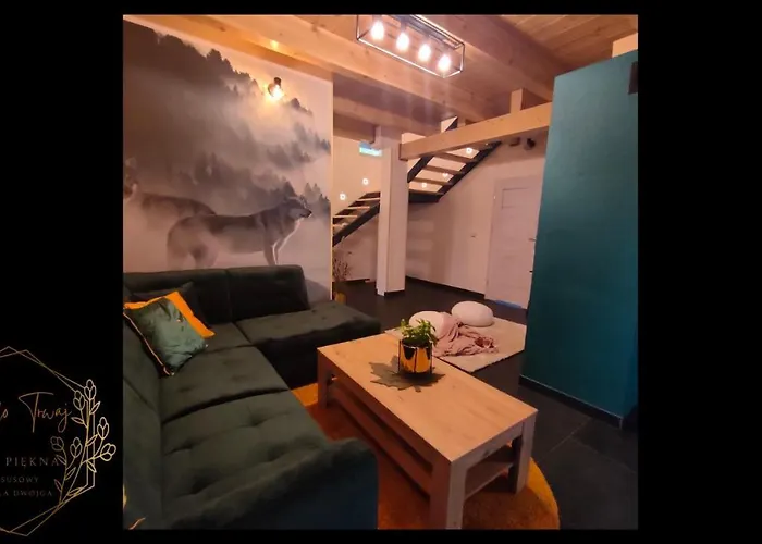 בקתה Chwilo Trwaj Dom Z Jacuzzi, Sauna I Kominkiem Z Widokiem Na Gory Pilsko