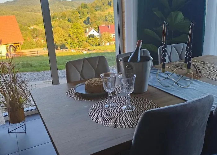 Domek alpejski Chwilo Trwaj Dom Z Jacuzzi I Kominkiem Z Widokiem Na Góry Pilsko