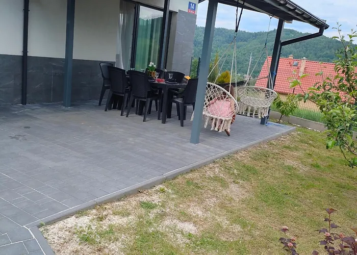 בקתה Chwilo Trwaj Dom Z Jacuzzi, Sauna I Kominkiem Z Widokiem Na Gory Pilsko