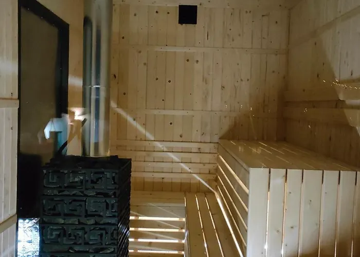 בקתה Chwilo Trwaj Dom Z Jacuzzi, Sauna I Kominkiem Z Widokiem Na Gory Pilsko *